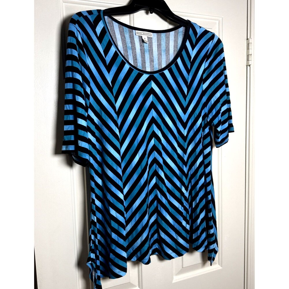 Dana Buchman Womens Blue & Black Stripe Blouse Size XL-27” Long, Short Sleeve